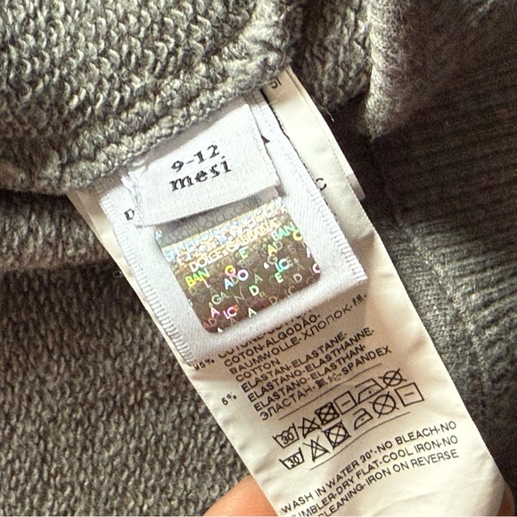 Dolce & Gabbana 9-12m Sweater *see photo for condition* - Picture 4 of 9